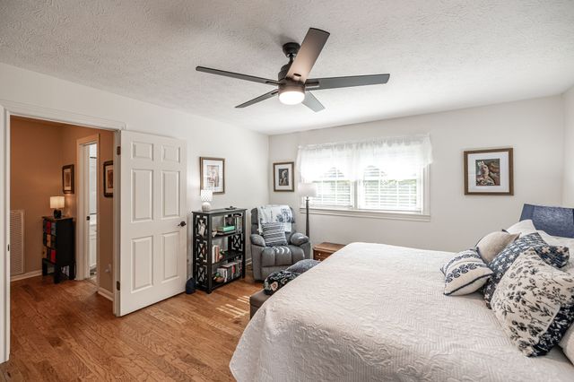 517 Natalie Dr, Goodlettsville, TN 37072