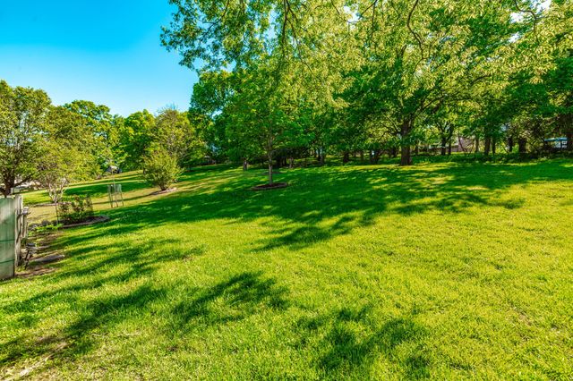 517 Natalie Dr, Goodlettsville, TN 37072
