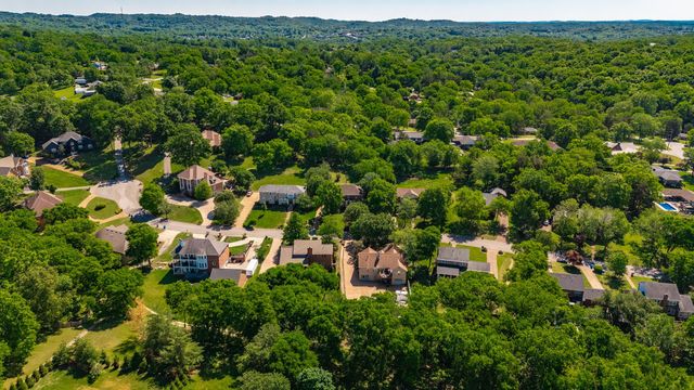 517 Natalie Dr, Goodlettsville, TN 37072