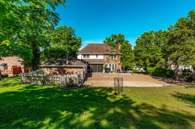 517 Natalie Dr, Goodlettsville, TN 37072