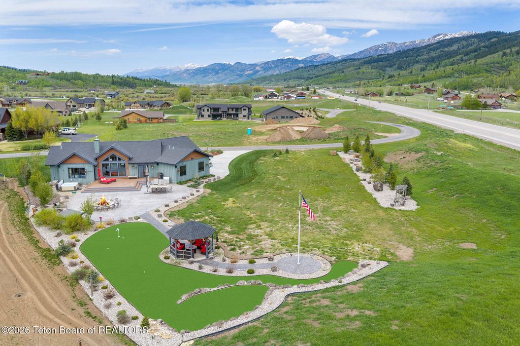 159 RIVER TRAIL Drive, Alpine, WY 83128 photo 4
