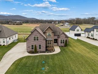 7309 Pembrooke Farms Dr, Murfreesboro, TN 37129