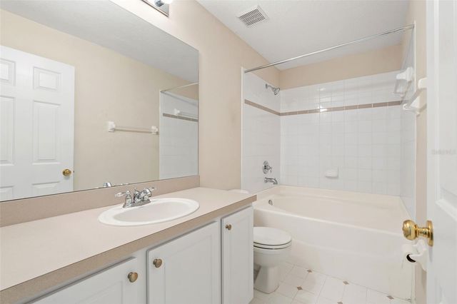 170 COQUINA BAY DRIVE, St Petersburg, FL 33705
