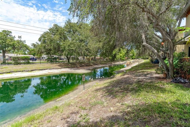 170 COQUINA BAY DRIVE, St Petersburg, FL 33705