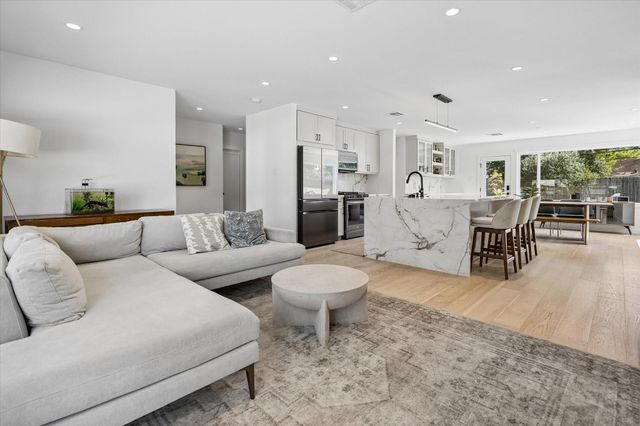 3027 Stanton Street, Houston, TX 77025
