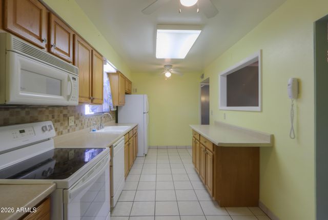 711 E LAUREL Drive 5, Casa Grande, AZ 85122