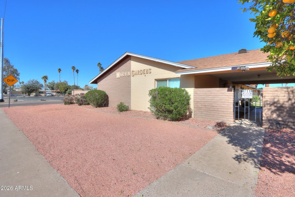 711 E LAUREL Drive 5, Casa Grande, AZ 85122 — photo 2