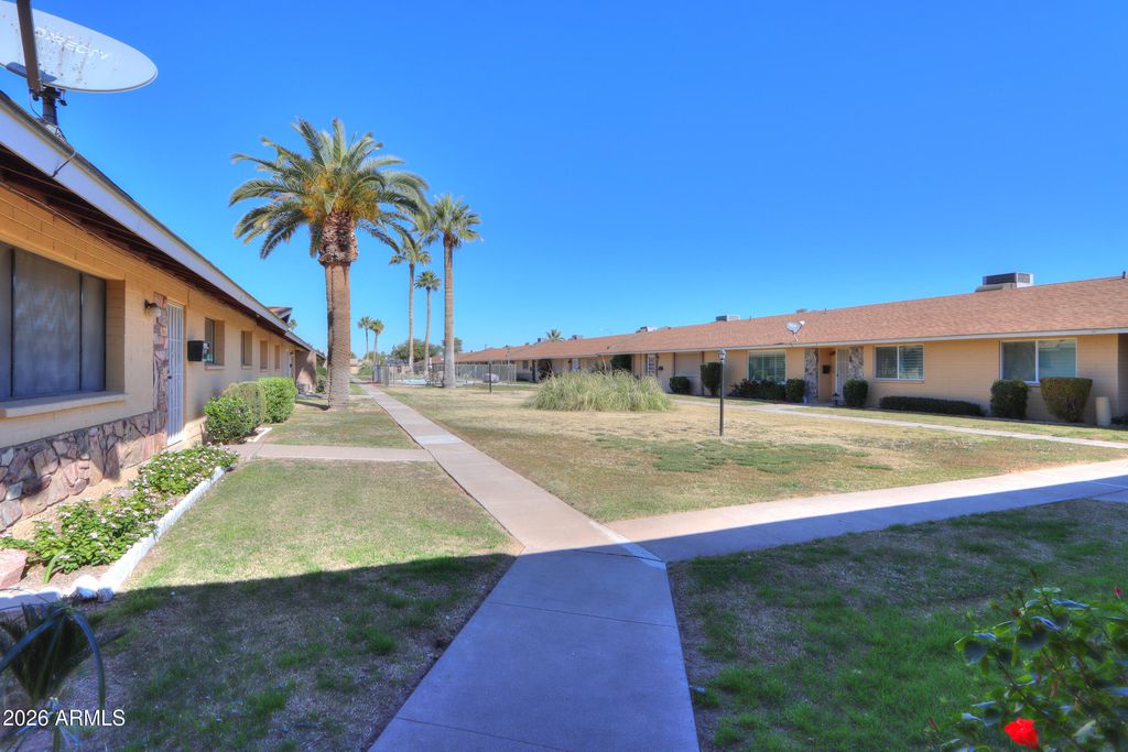 711 E LAUREL Drive 5, Casa Grande, AZ 85122 — photo 3
