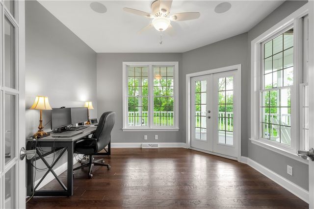 1272 McEwen Rd, Cecil, PA 15317