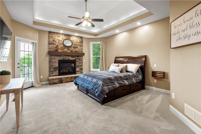 1272 McEwen Rd, Cecil, PA 15317