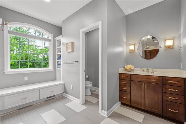 1272 McEwen Rd, Cecil, PA 15317