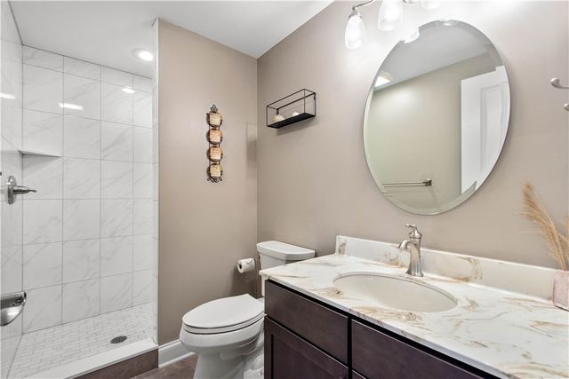 1272 McEwen Rd, Cecil, PA 15317