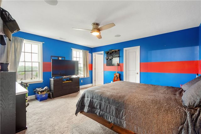 1272 McEwen Rd, Cecil, PA 15317