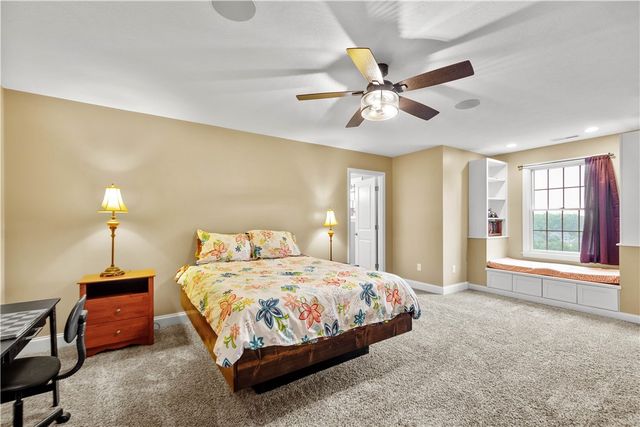 1272 McEwen Rd, Cecil, PA 15317