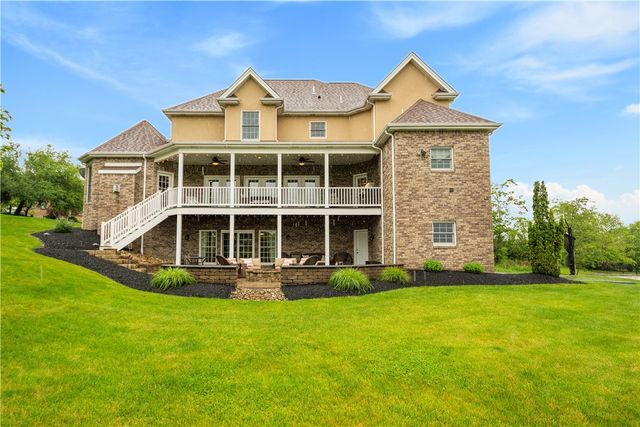 1272 McEwen Rd, Cecil, PA 15317