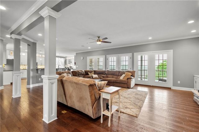 1272 McEwen Rd, Cecil, PA 15317