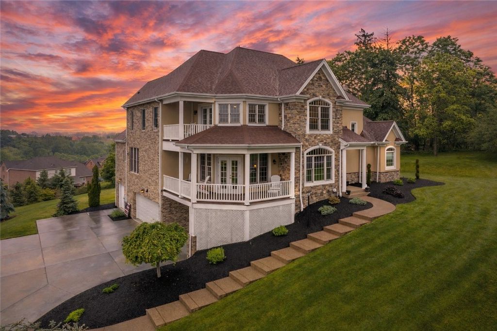 1272 McEwen Rd, Cecil, PA 15317