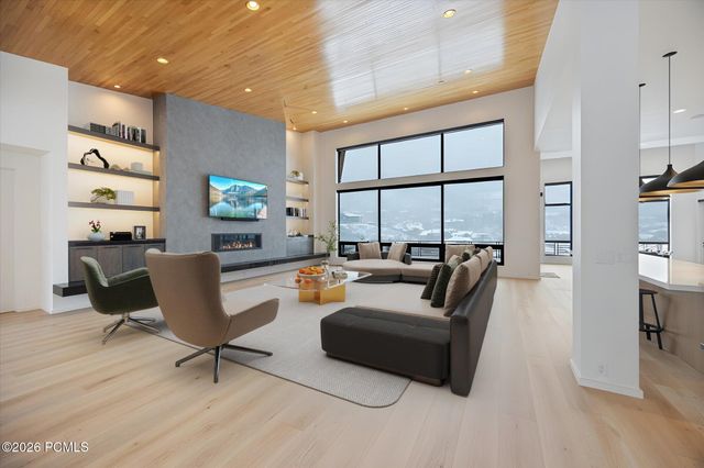 9 Windsong, Sandy, UT 84092