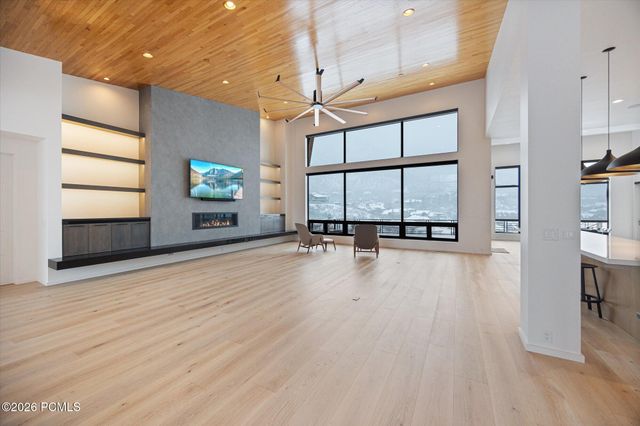 9 Windsong, Sandy, UT 84092