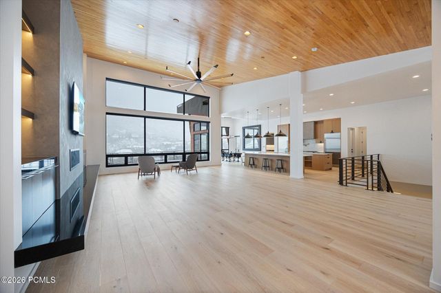 9 Windsong, Sandy, UT 84092