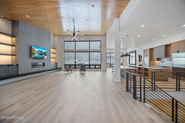 9 Windsong, Sandy, UT 84092