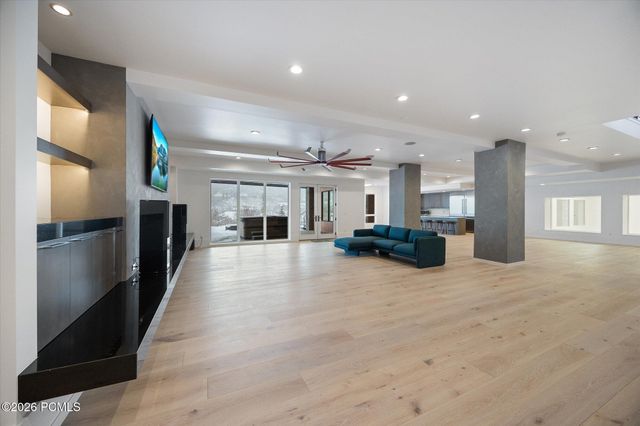 9 Windsong, Sandy, UT 84092