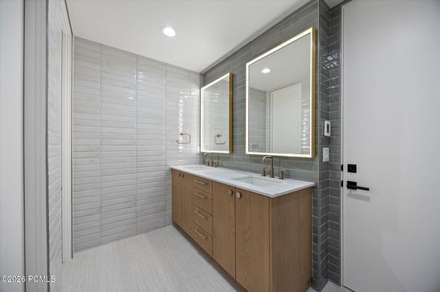 9 Windsong, Sandy, UT 84092