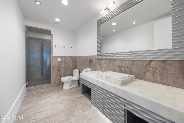 9 Windsong, Sandy, UT 84092