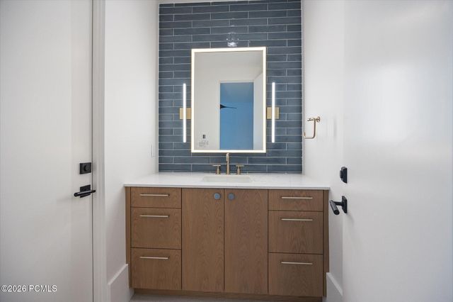 9 Windsong, Sandy, UT 84092