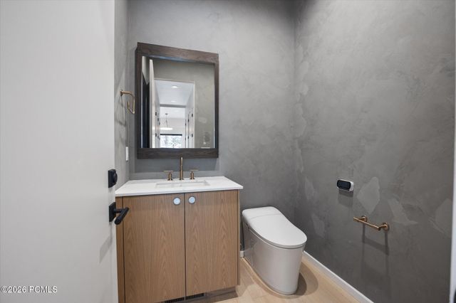 9 Windsong, Sandy, UT 84092