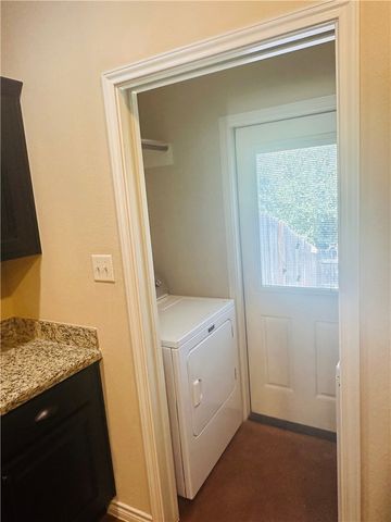 402 Baby Bear Drive, College Station, TX 77845