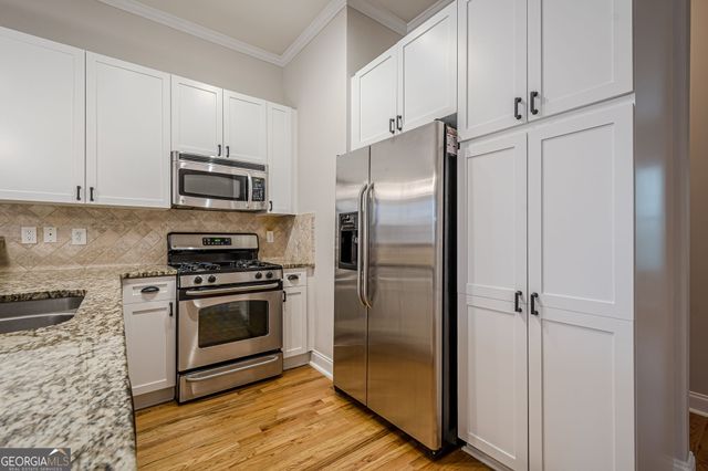 1949 Sterling Oaks Circle NE 13, Atlanta, GA 30319