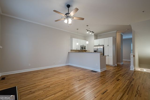 1949 Sterling Oaks Circle NE 13, Atlanta, GA 30319