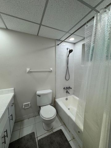 811 SE 16TH Street 206, Fort Lauderdale, FL 33316