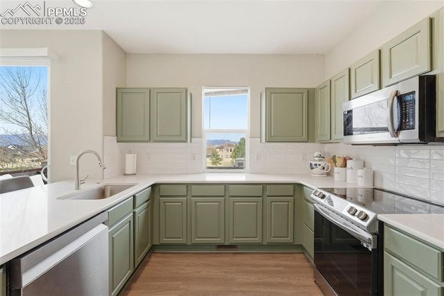 6290 Canyon Crest Loop, Colorado Springs, CO 80923