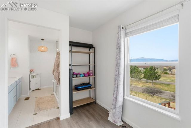 6290 Canyon Crest Loop, Colorado Springs, CO 80923