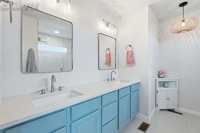 6290 Canyon Crest Loop, Colorado Springs, CO 80923