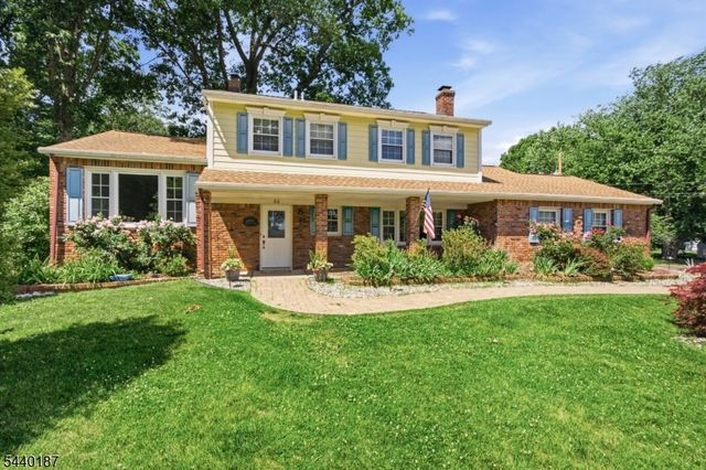 64 Fleetwood Dr, Rockaway Twp., NJ 07866