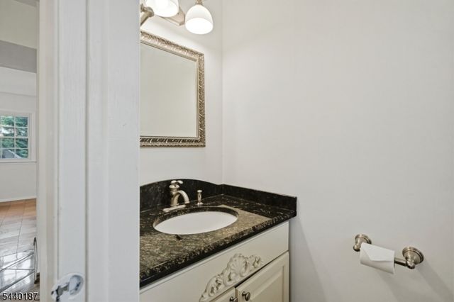 64 Fleetwood Dr, Rockaway Twp., NJ 07866