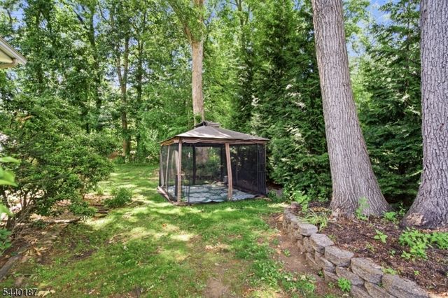 64 Fleetwood Dr, Rockaway Twp., NJ 07866
