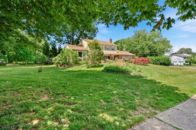 64 Fleetwood Dr, Rockaway Twp., NJ 07866
