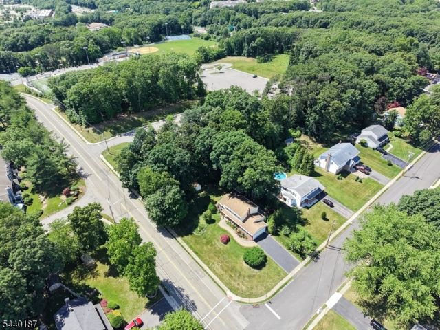 64 Fleetwood Dr, Rockaway Twp., NJ 07866