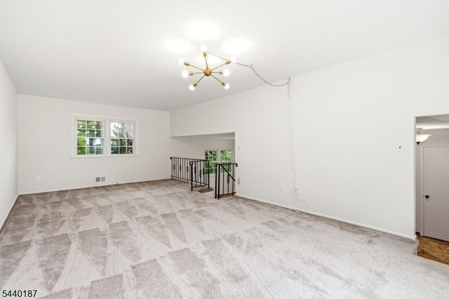 64 Fleetwood Dr, Rockaway Twp., NJ 07866