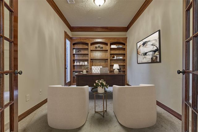 196 W Pines Drive, Montgomery, TX 77356