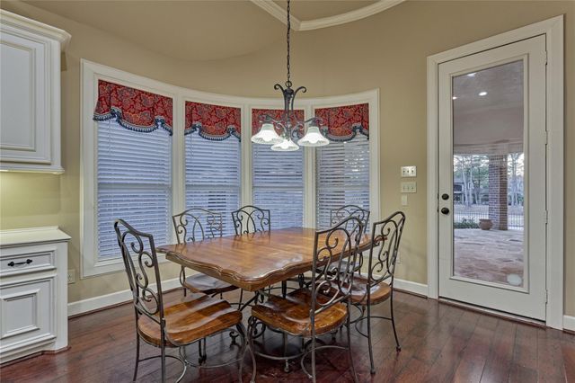 196 W Pines Drive, Montgomery, TX 77356