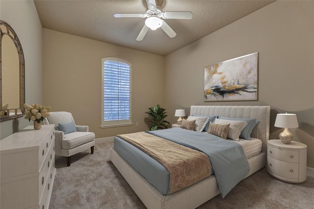 196 W Pines Drive, Montgomery, TX 77356