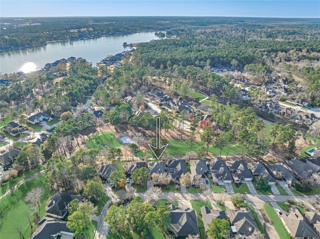 196 W Pines Drive, Montgomery, TX 77356