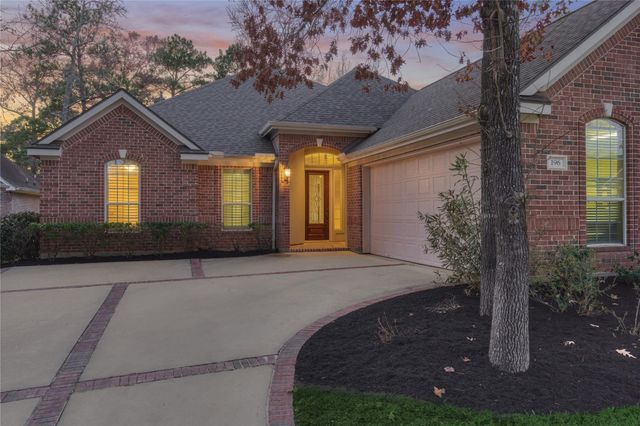 196 W Pines Drive, Montgomery, TX 77356