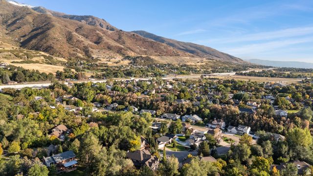 1763 N 2675 E, Layton, UT 84040