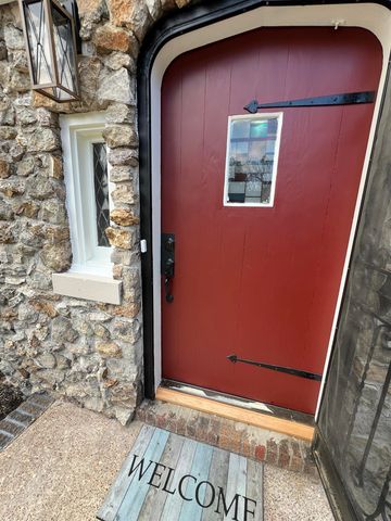 2115 HALLWOOD DR, Memphis, TN 38107